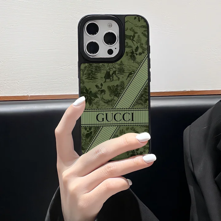 Gucci iPhone 17proケース アート感