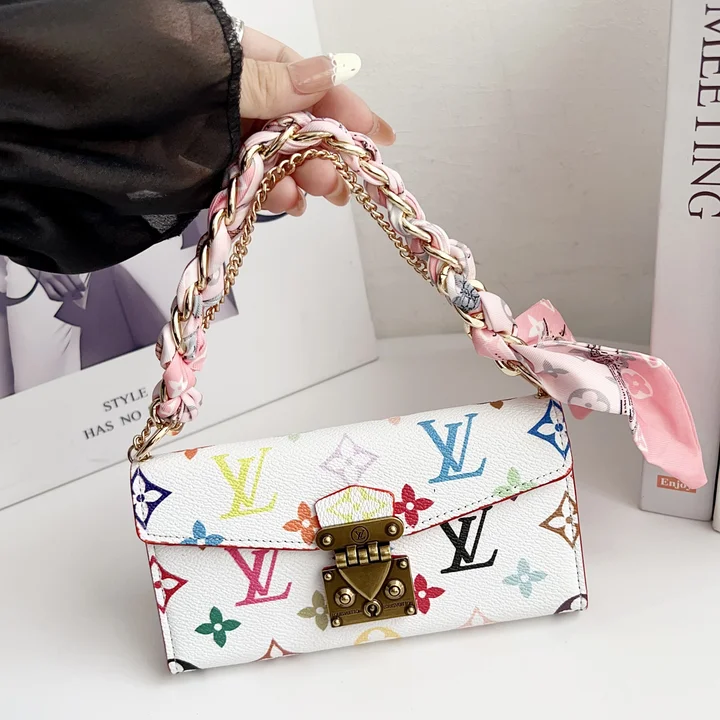 LV iphone17手帳ケース 女性 人気