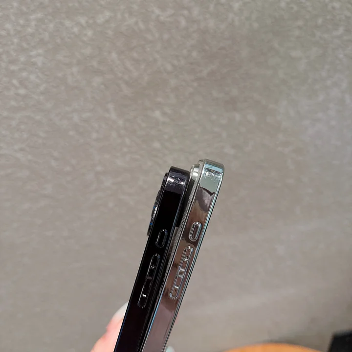 バレンシアガiphone17proケース 男女 ペア